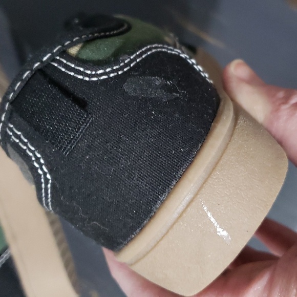 Wonder Nation camo shoes - Picture 5 of 7